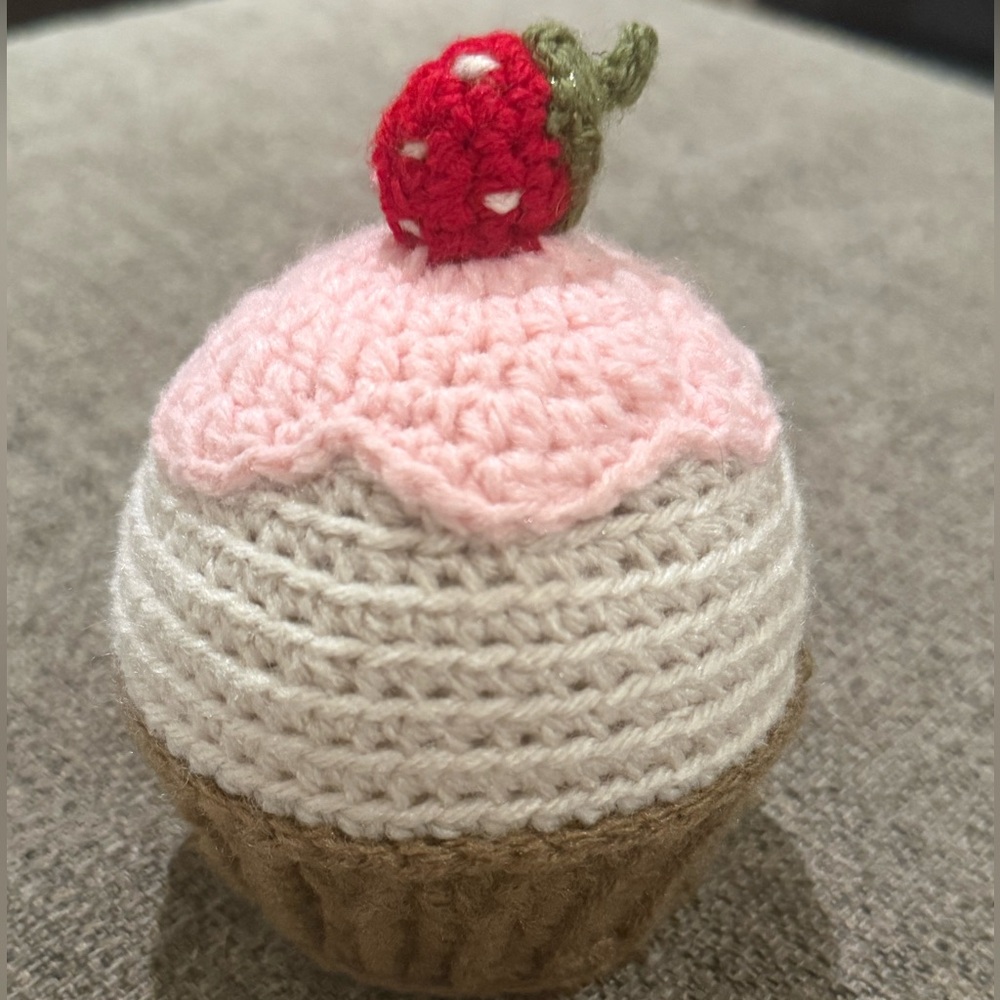 Crochet Cupcake